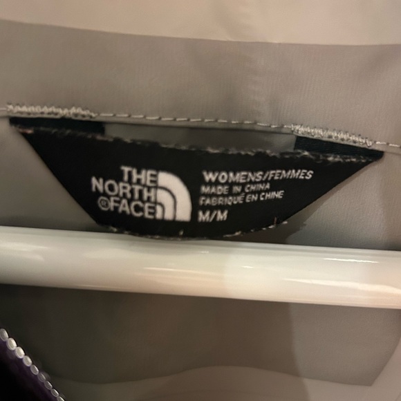 North face lightweight running jacket Medium - Picture 3 of 3